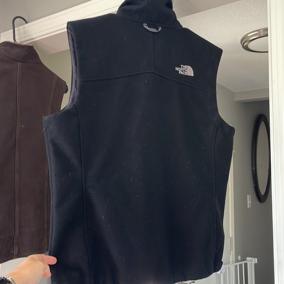 The North Face vest - Picture 6 of 9